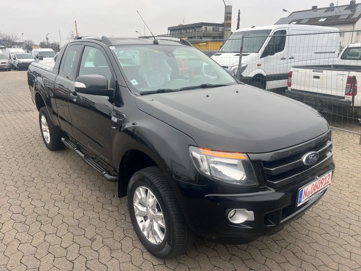 Ford Ranger wildtrak Zwart - 1