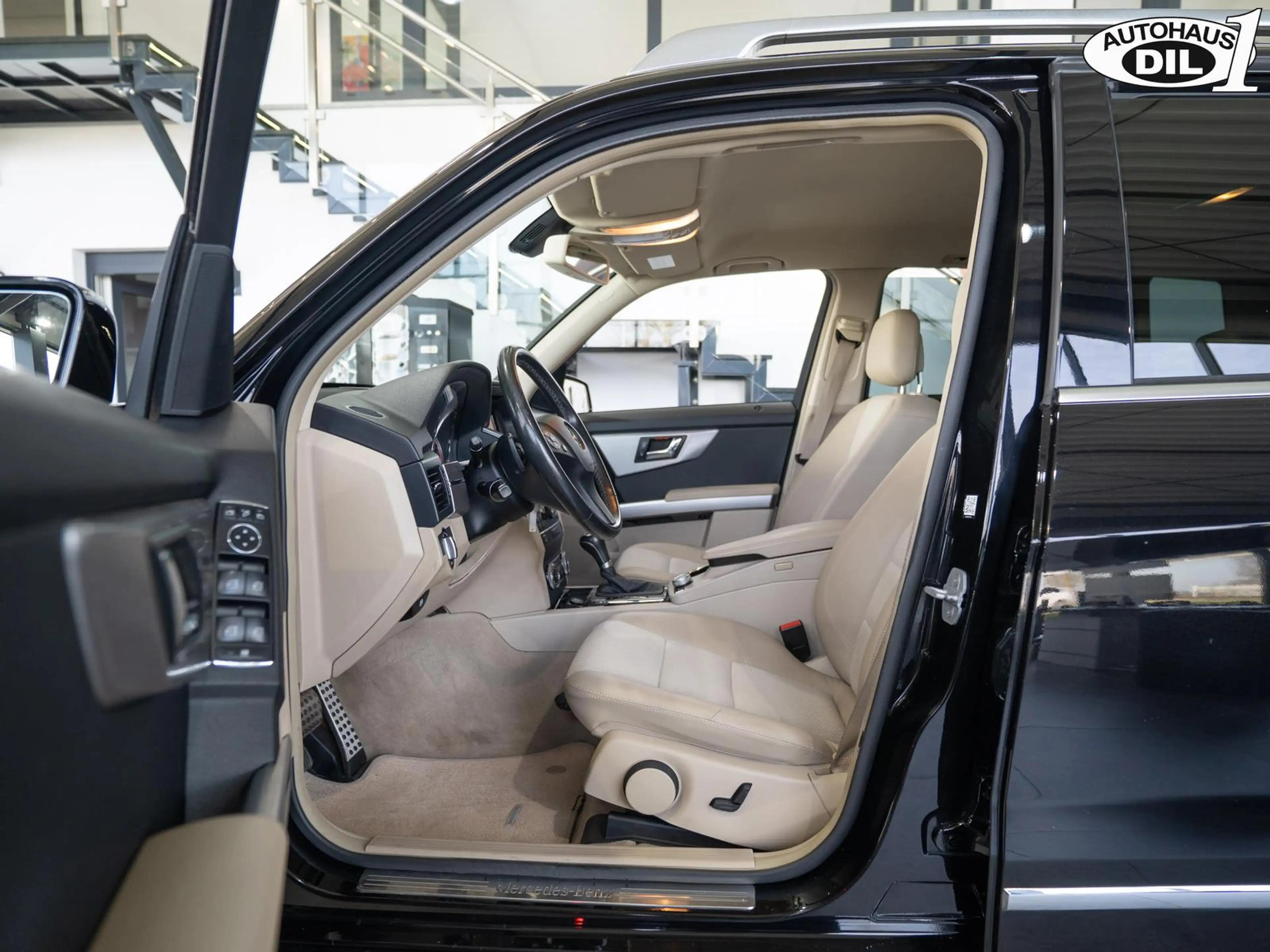 Mercedes-Benz GLK 350 3.0 CDI KAT — photo 9