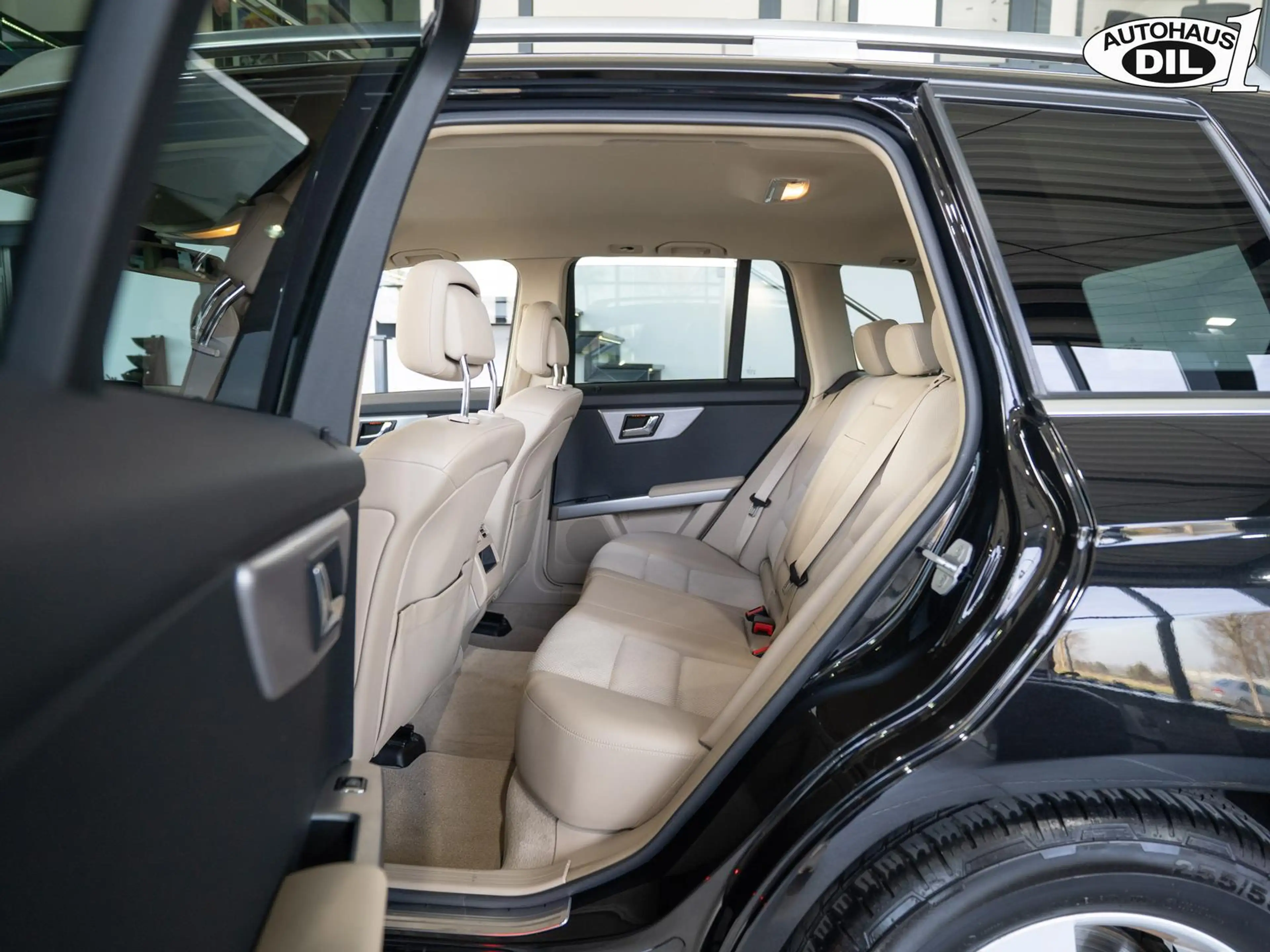 Mercedes-Benz GLK 350 3.0 CDI KAT — photo 10