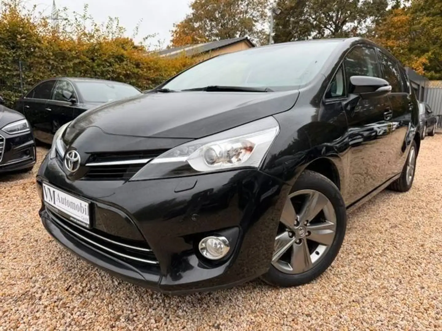 Toyota Verso Executive Automatik*Kamera*Klima*Navi*Temp Schwarz - 1