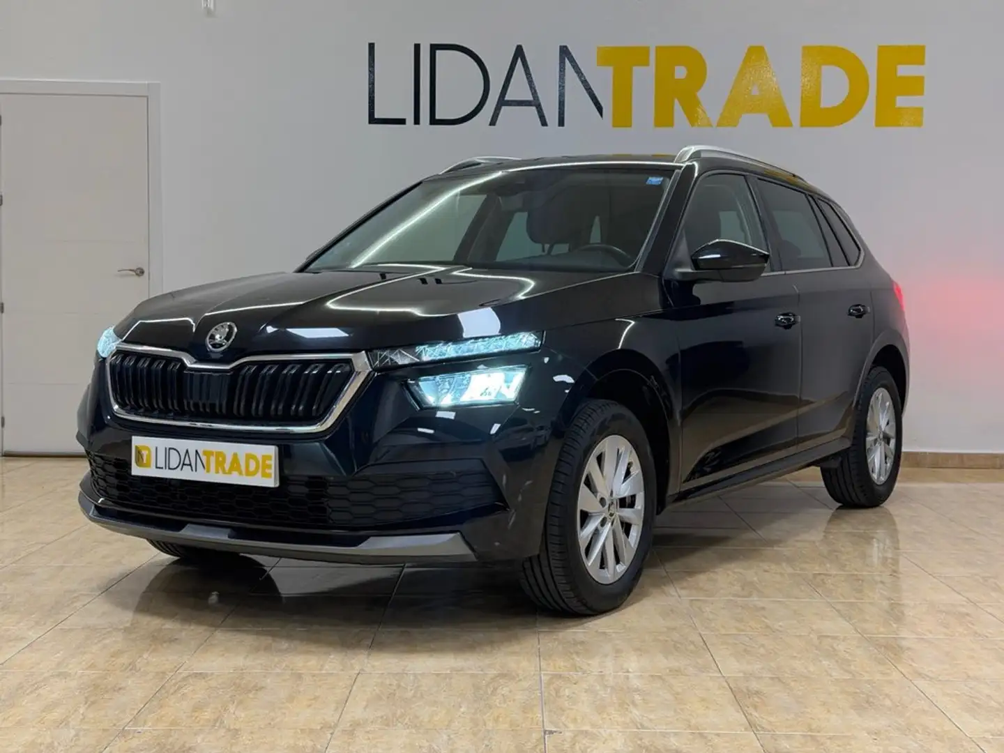 Skoda Kamiq 1.5 TSI Selection 110kW Negro - 1