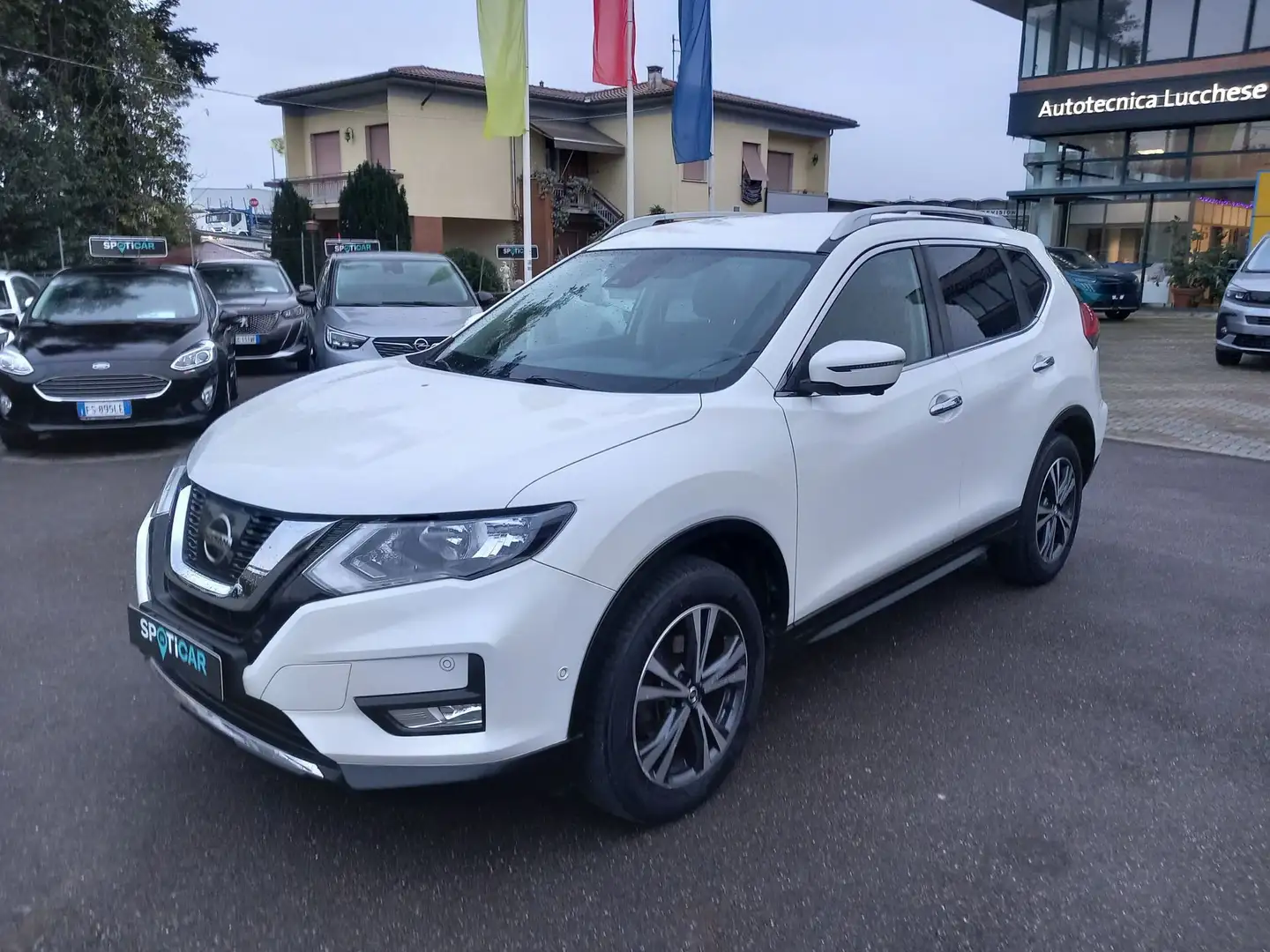 Nissan X-Trail X-Trail 1.6 dCi 4WD N-Connecta Weiß - 1