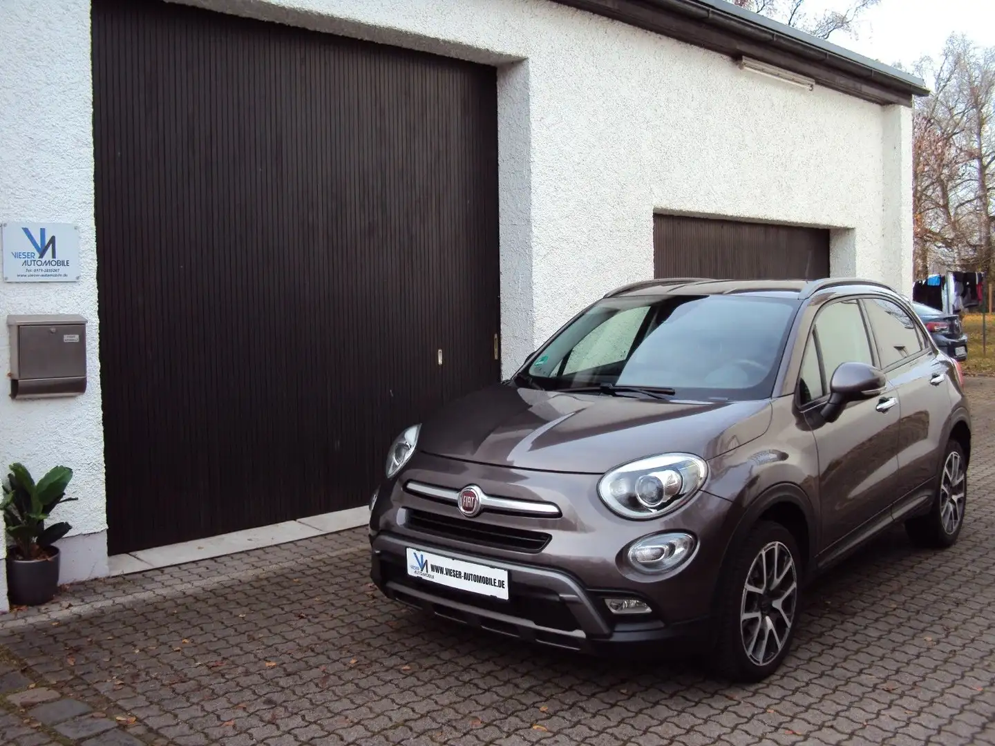 Fiat 500X Cross Plus 4x4 Automatik Grau - 1