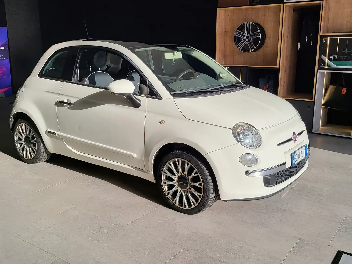 Fiat 500 1.2  Lounge Weiß - 2