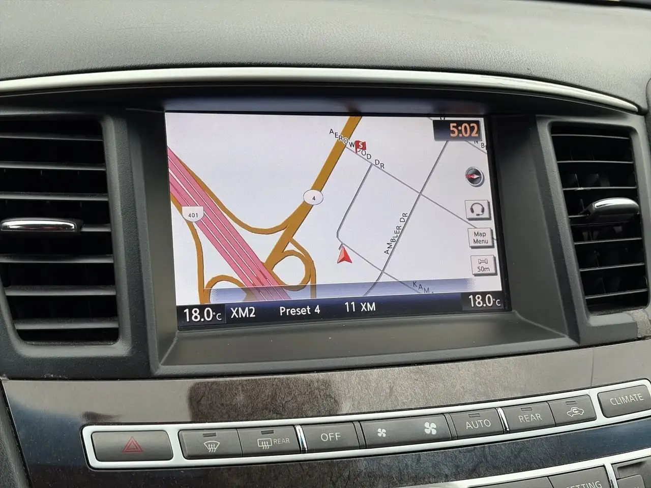 Infiniti QX60 снимка Infiniti QX60