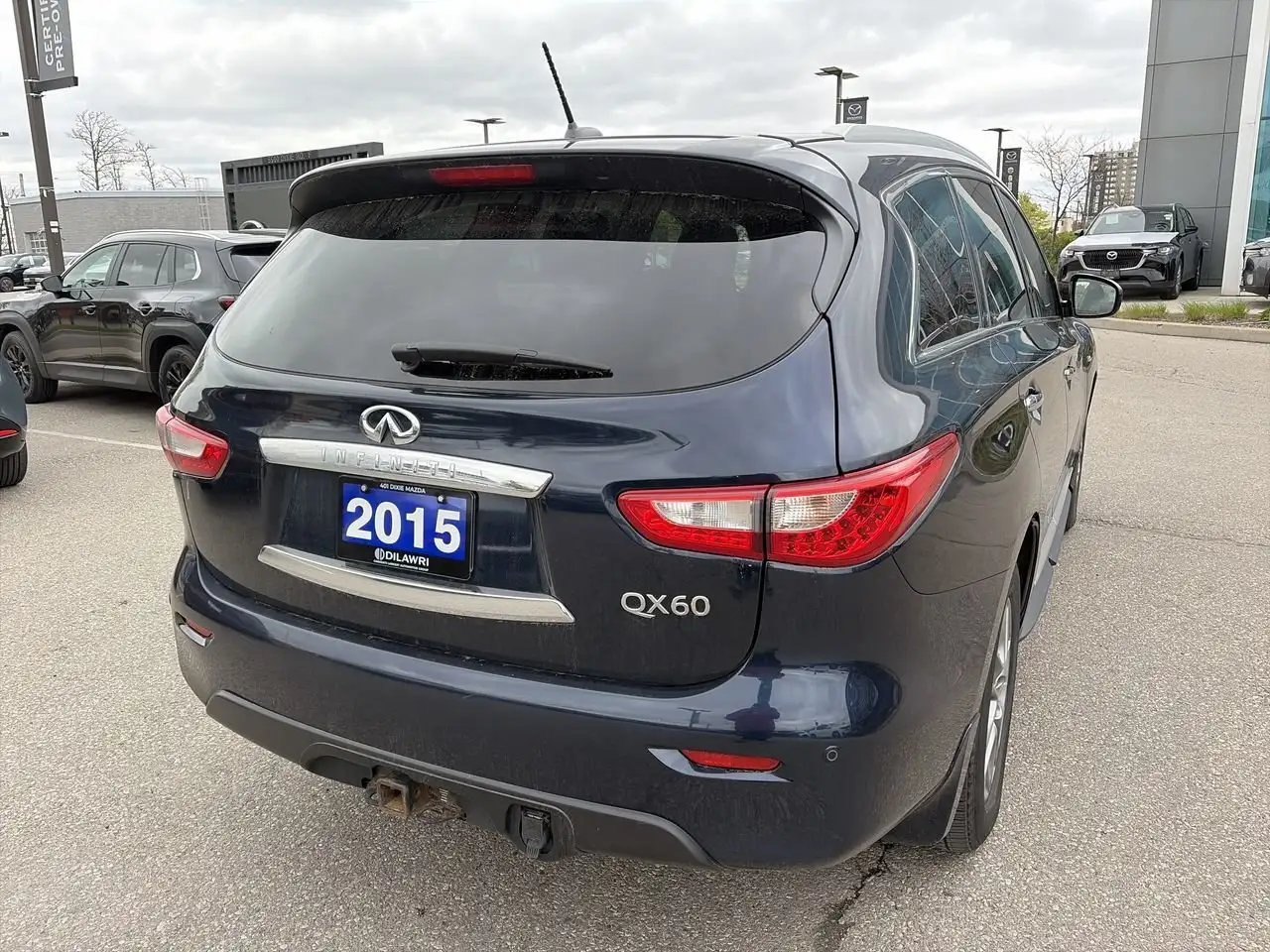 Infiniti QX60 снимка Infiniti QX60