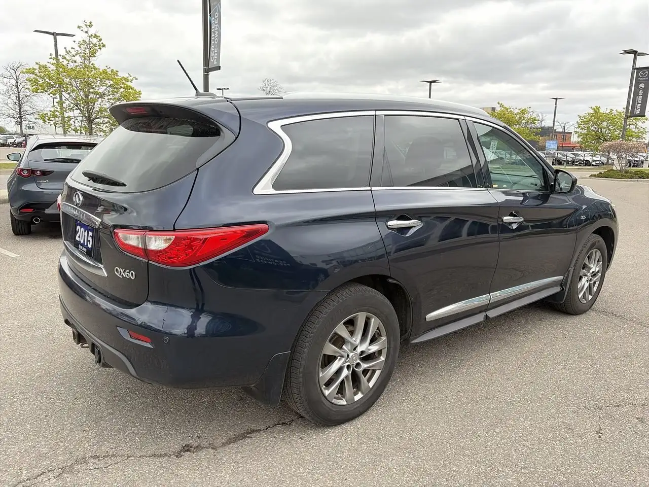 Infiniti QX60 снимка Infiniti QX60