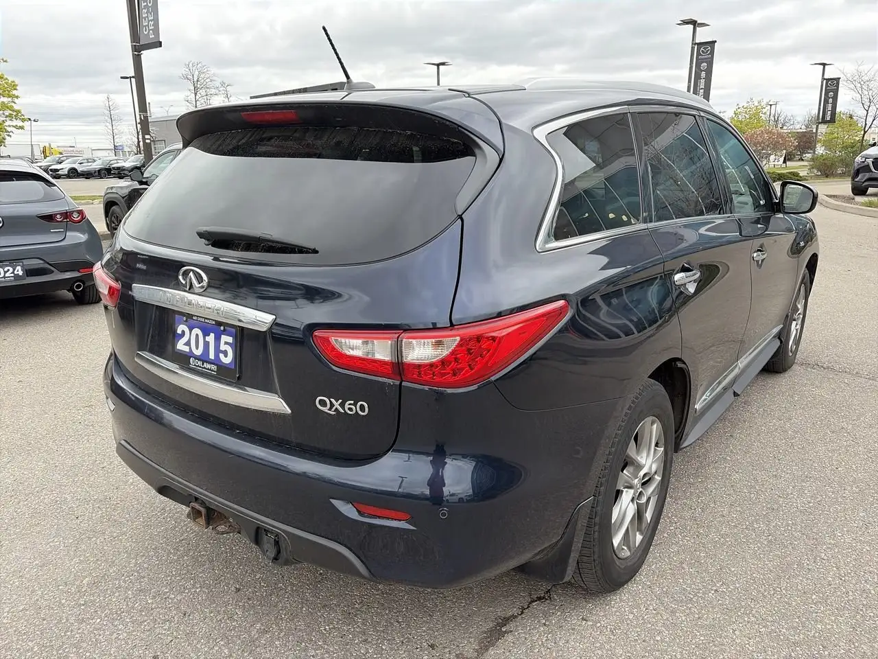 Infiniti QX60 снимка Infiniti QX60
