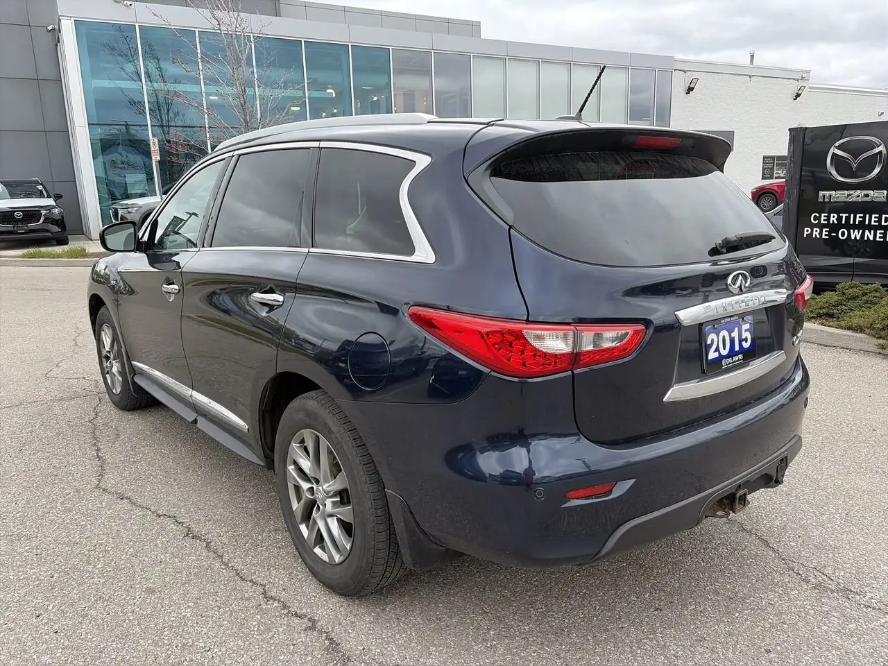 Infiniti QX60 снимка Infiniti QX60
