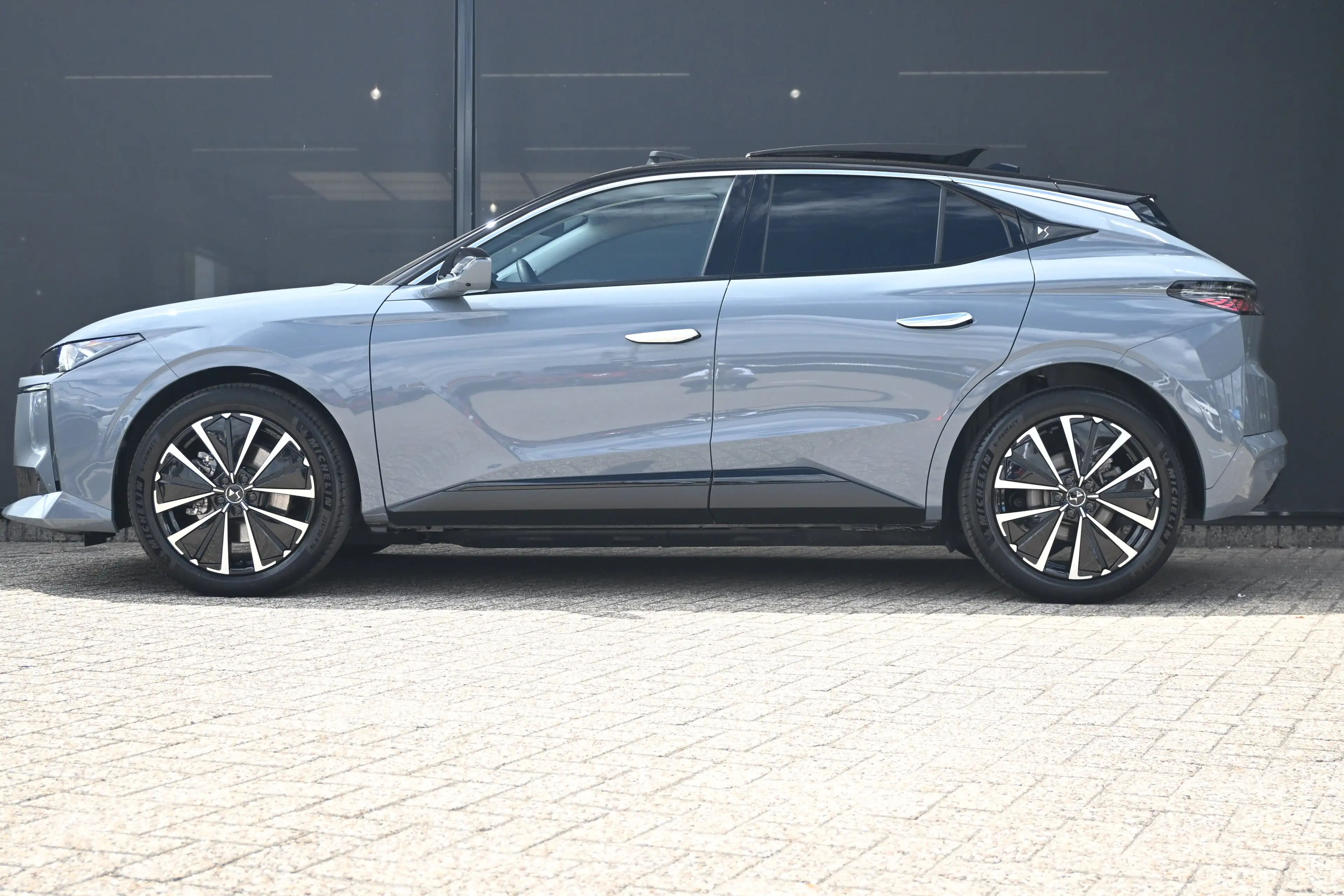 DS Automobiles DS 4 No E-Tense Etoile Absolute Comfort Tech Pack 58.3 — photo 3