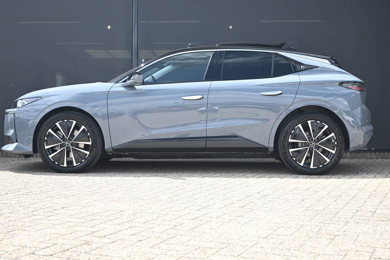 DS Automobiles DS 4 No E-Tense Etoile Absolute Comfort Tech Pack 58.3 — photo 3