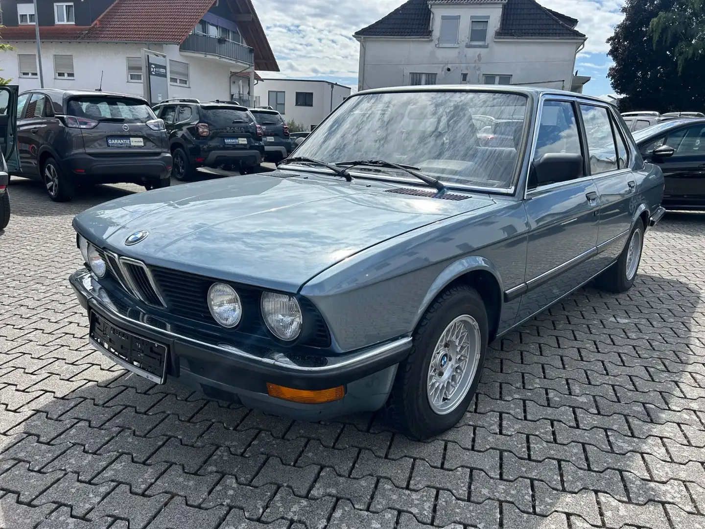 BMW 525 *OLDTIMER * Tüv Neu * Синий - 1