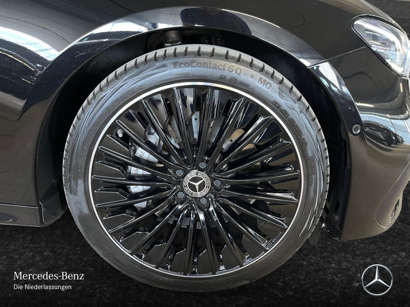 Mercedes-Benz E 220 d AMG WideScreen 360° Burmester Distr. AHK — photo 6