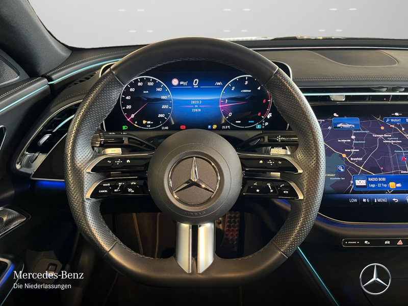 Mercedes-Benz E 220 d AMG WideScreen 360° Burmester Distr. AHK — photo 14