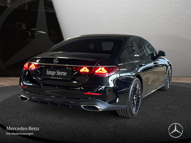 Mercedes-Benz E 220 d AMG WideScreen 360° Burmester Distr. AHK — photo 8