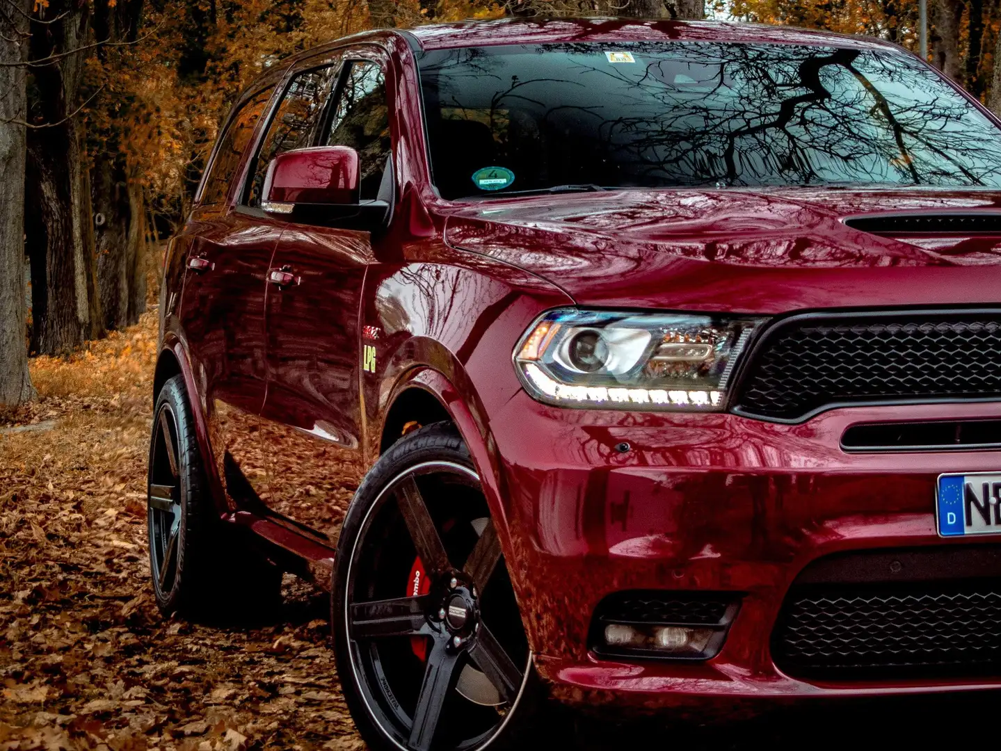 Dodge Durango SRT-8 6.4 V8 | Unfallfrei | 22“, AHK, ACC, LPG Roşu - 2