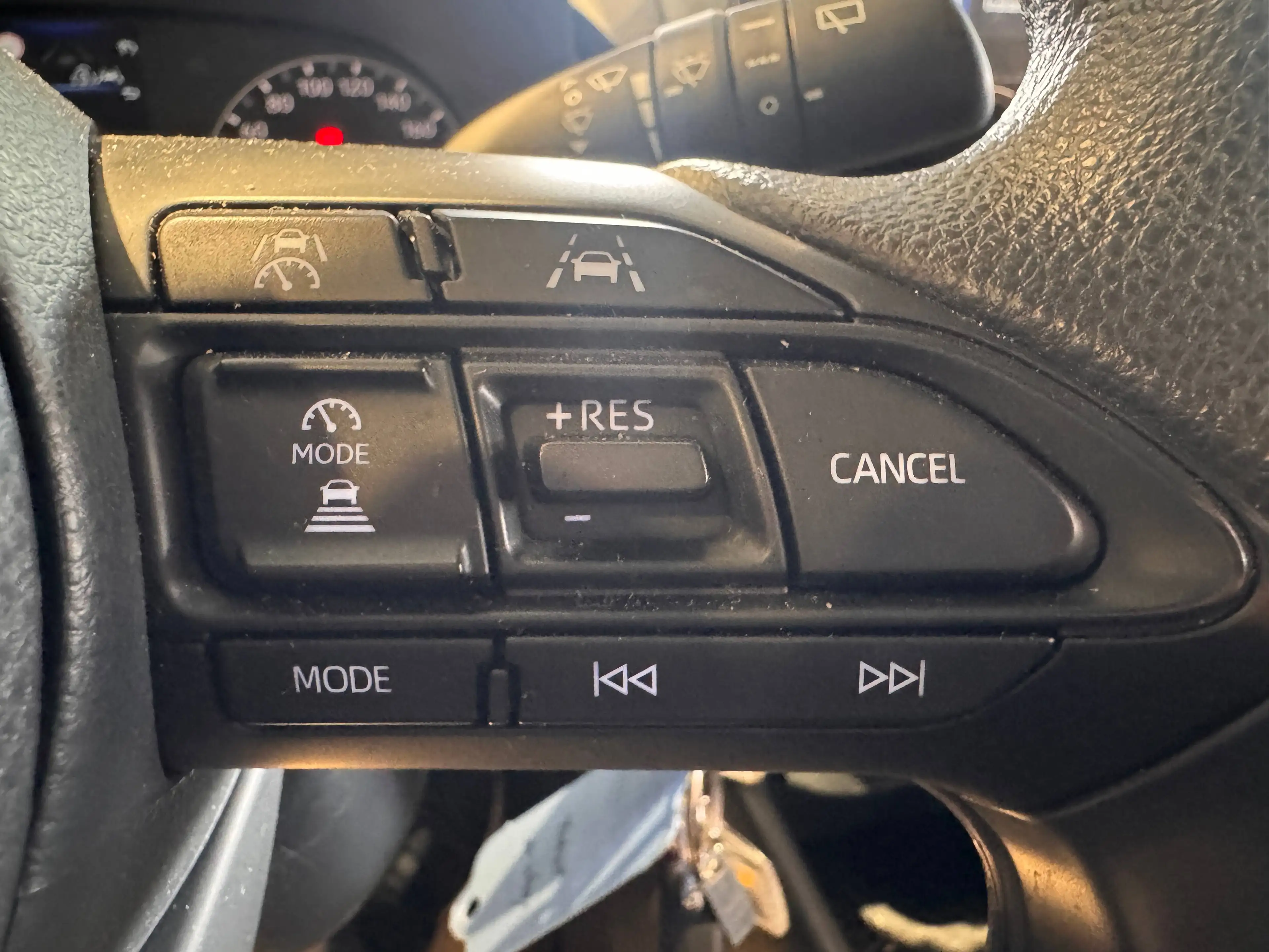 Mazda 2 2 Hybrid 1.5i VVT-i E-CVT Prime-Line Prime-Line — photo 15