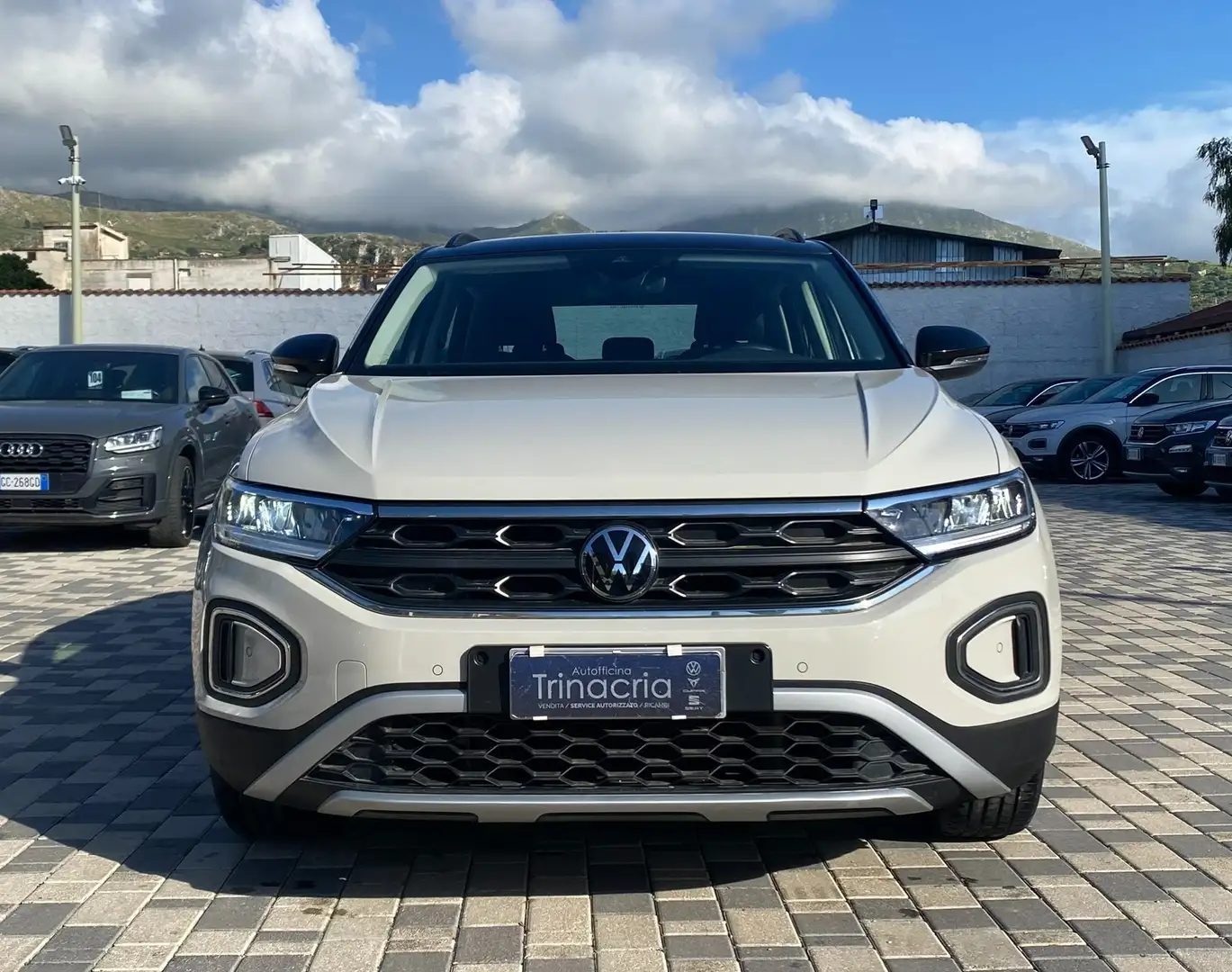 Volkswagen T-Roc Life 2.0 TDI 116CV Beige - 2