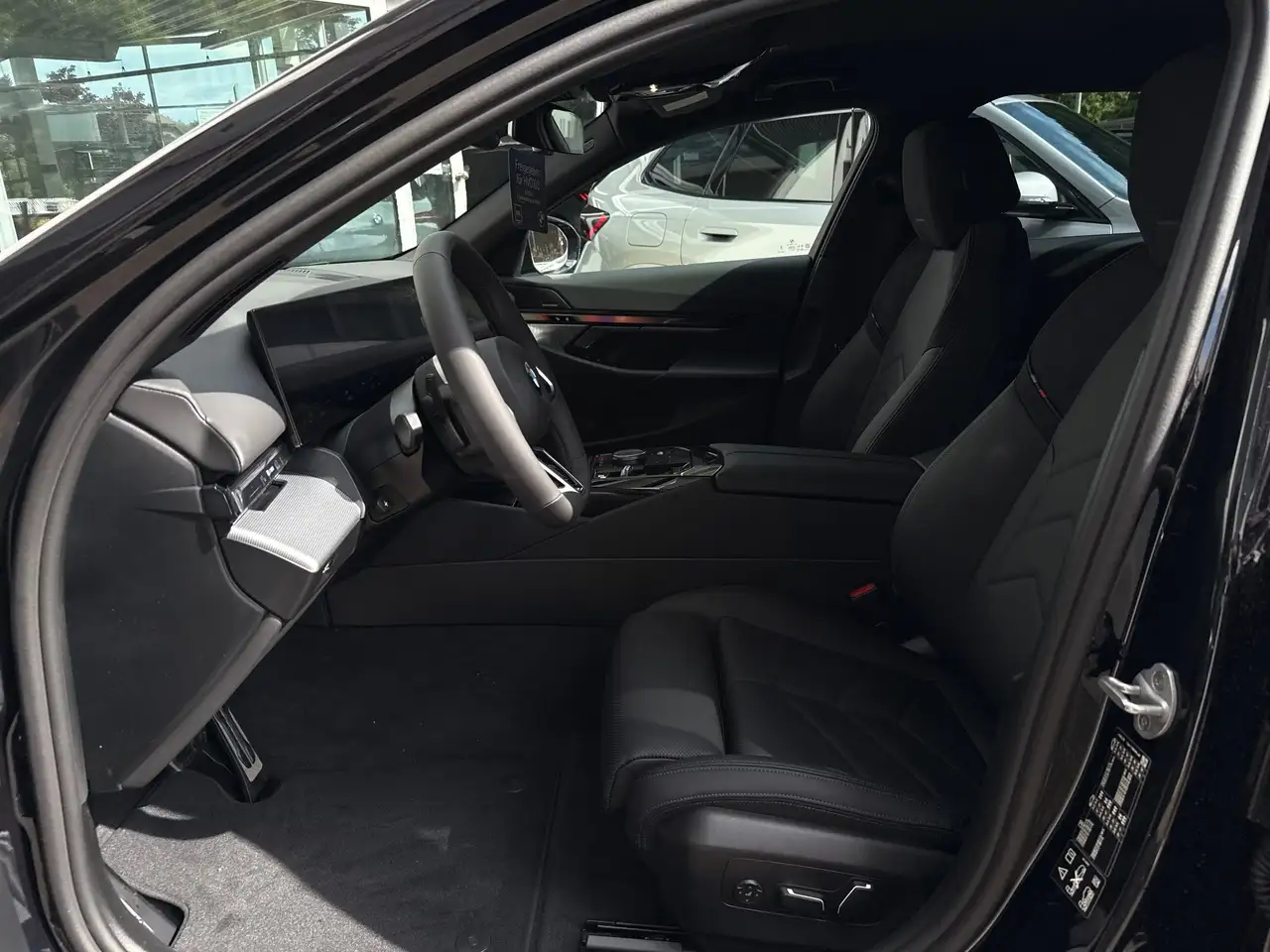 BMW 520 d xDrive M Sportpaket Head-Up HK HiFi DAB 10