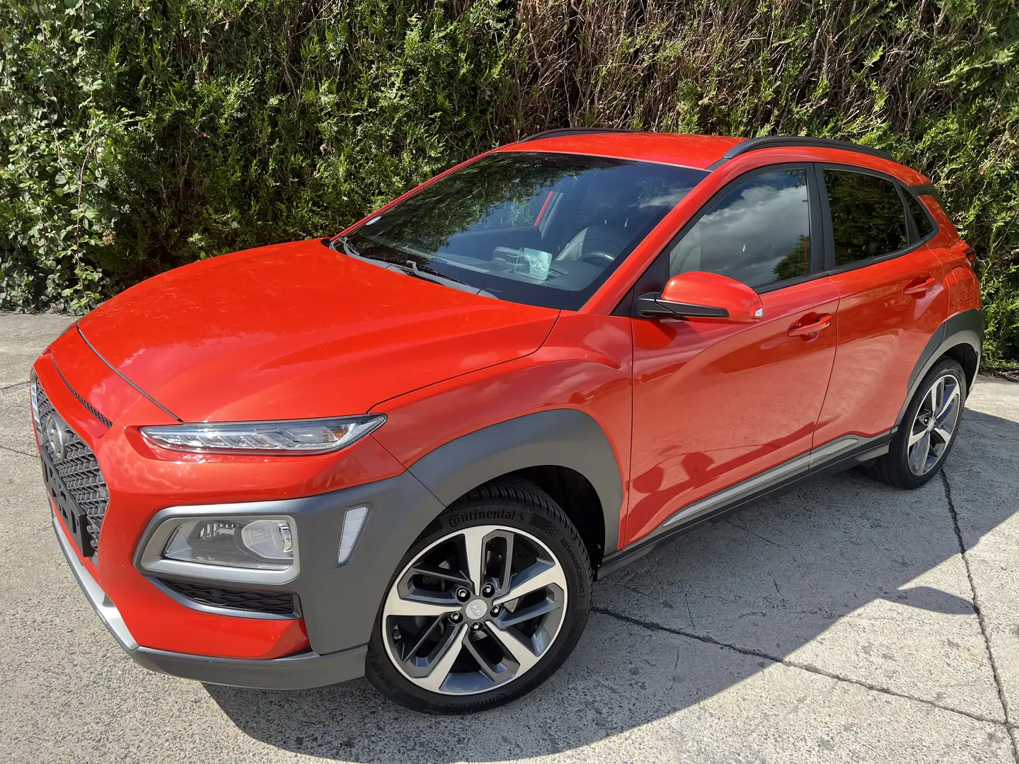 Hyundai KONA 1.0 T-GDi Sky Sensation GPF (EU6d-TEMP) Rouge - 1