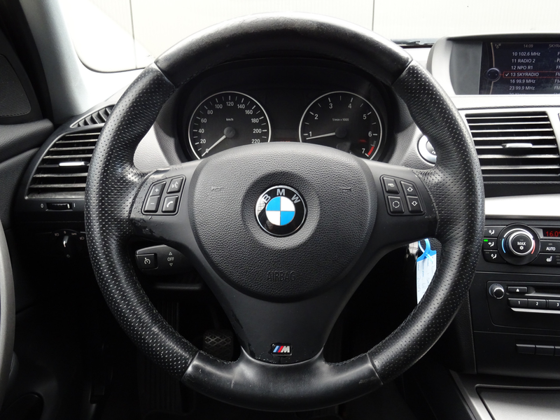 BMW 118 1-serie 118i EffDyn. Ed. Business Line Ultimate Ed — photo 13