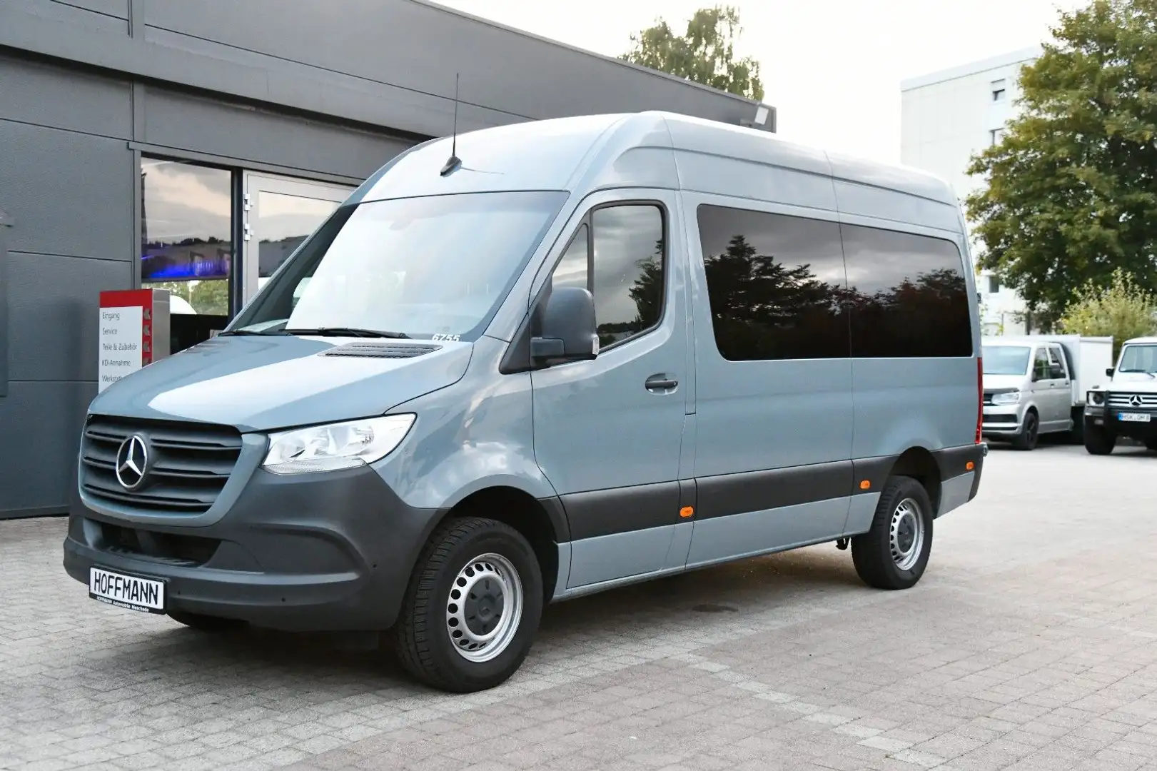 Mercedes-Benz Sprinter 317CDI Kasten L2H2 RWD 360°Kamera Autom Grau - 2
