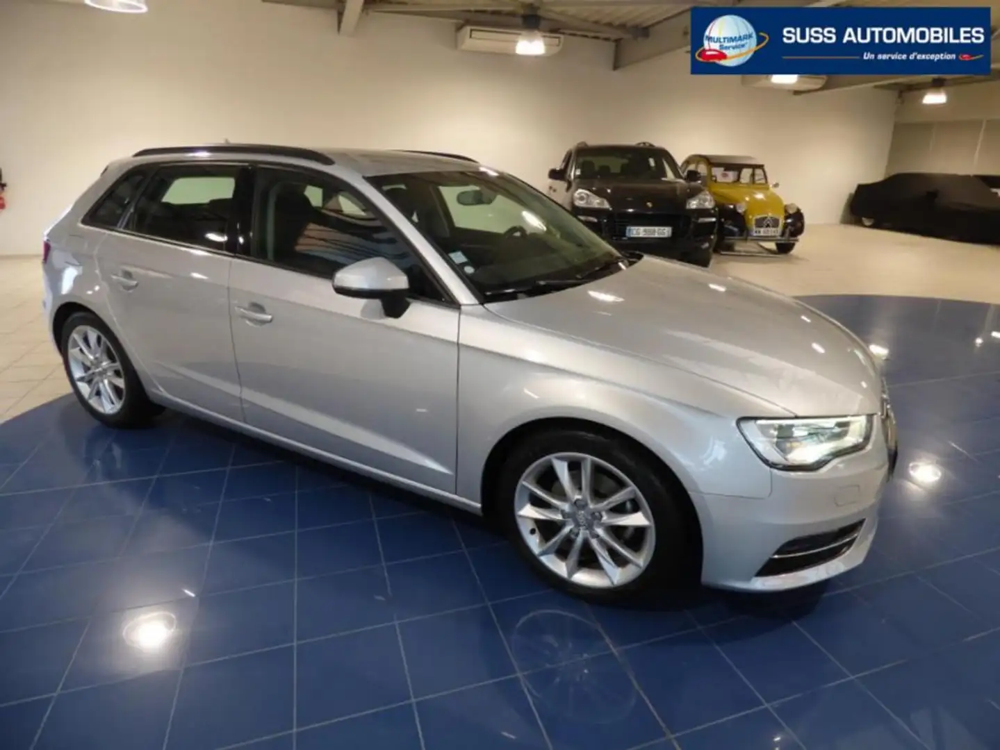 Audi A3 2.0 TDI 150 Ambition Grau - 2