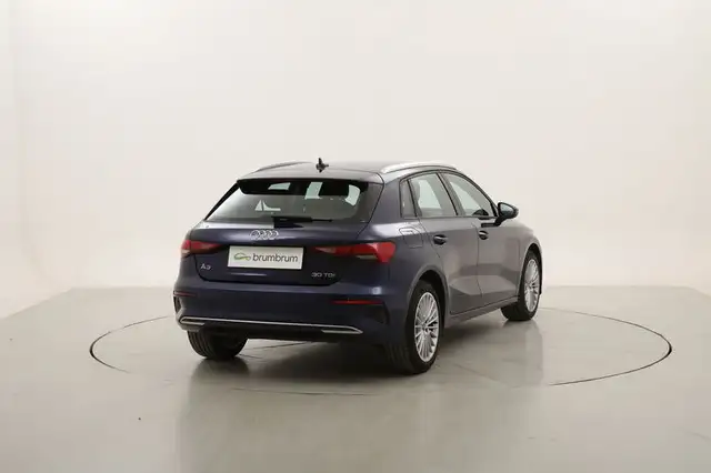 Audi A3 view 5