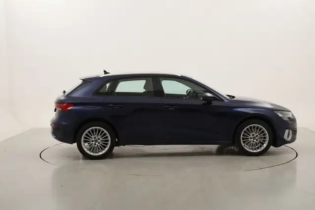 Audi A3 view 6