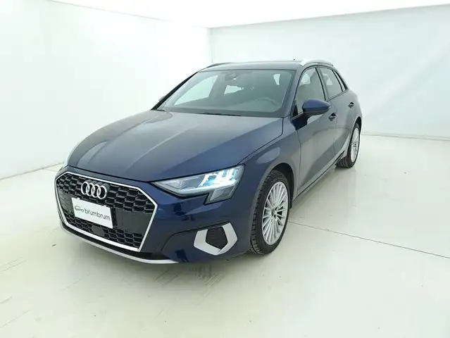 Audi A3 view 9