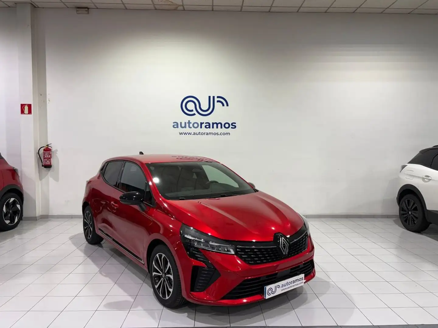 Renault Clio TCe Techno 67kW Rojo - 1