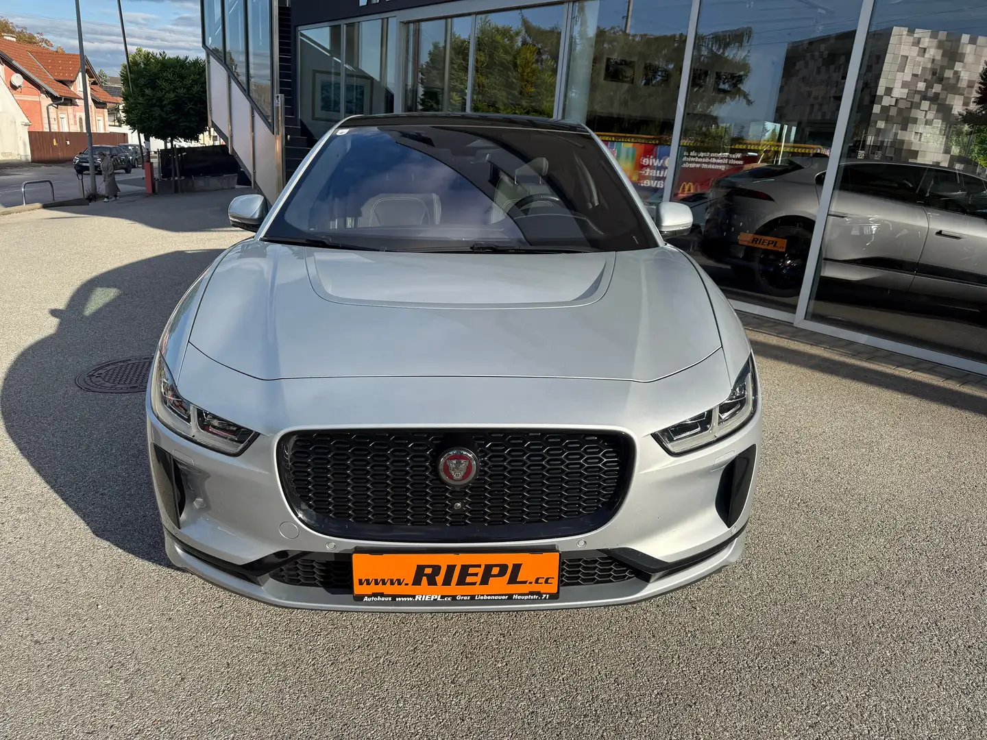 Jaguar I-Pace 320 PS Austria Edition NUR 59.000 KM 11 KW Laden! - 2