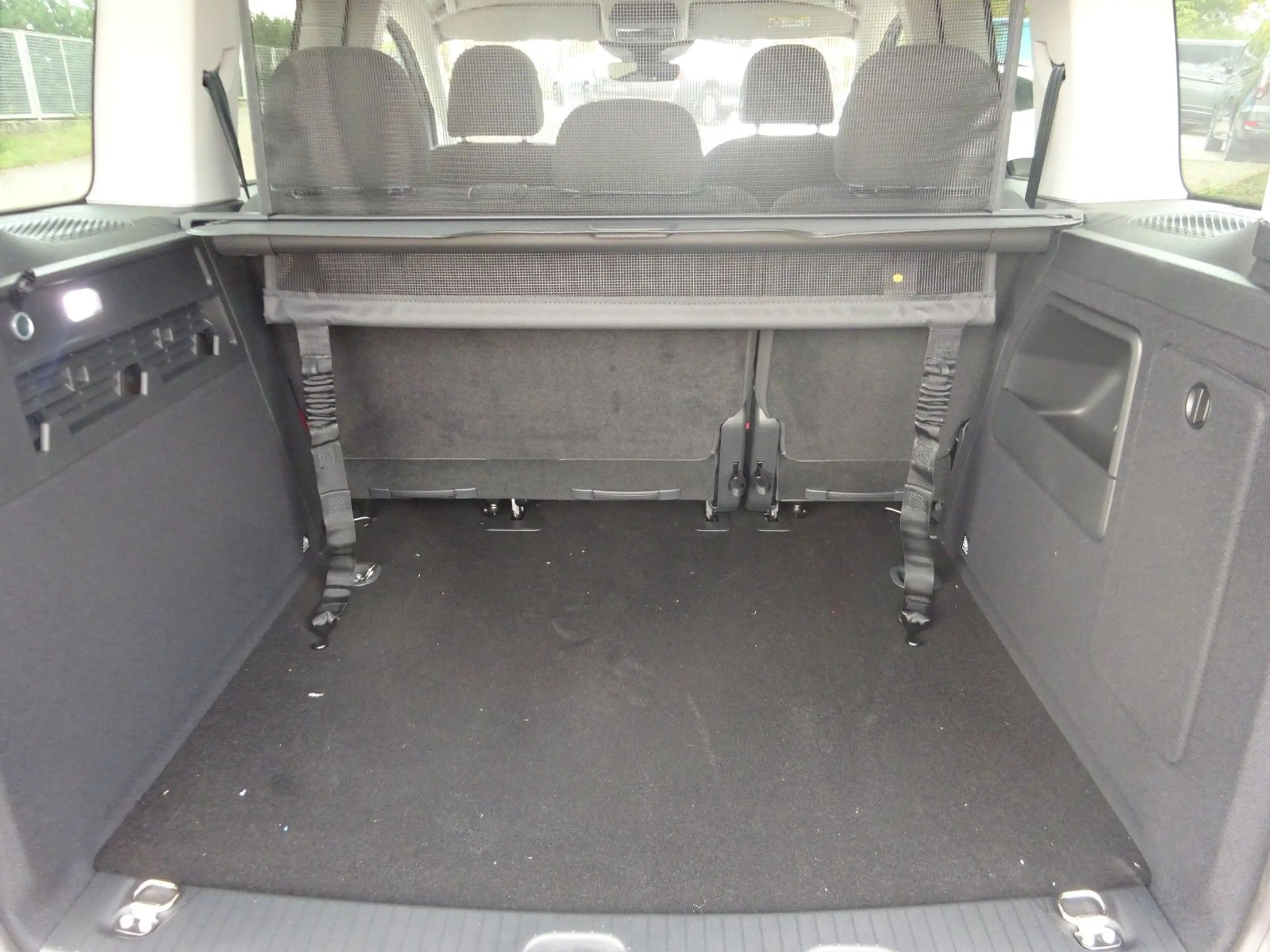Ford Tourneo Connect L1 Active 4x4 Stndhz Navi AGR — photo 6