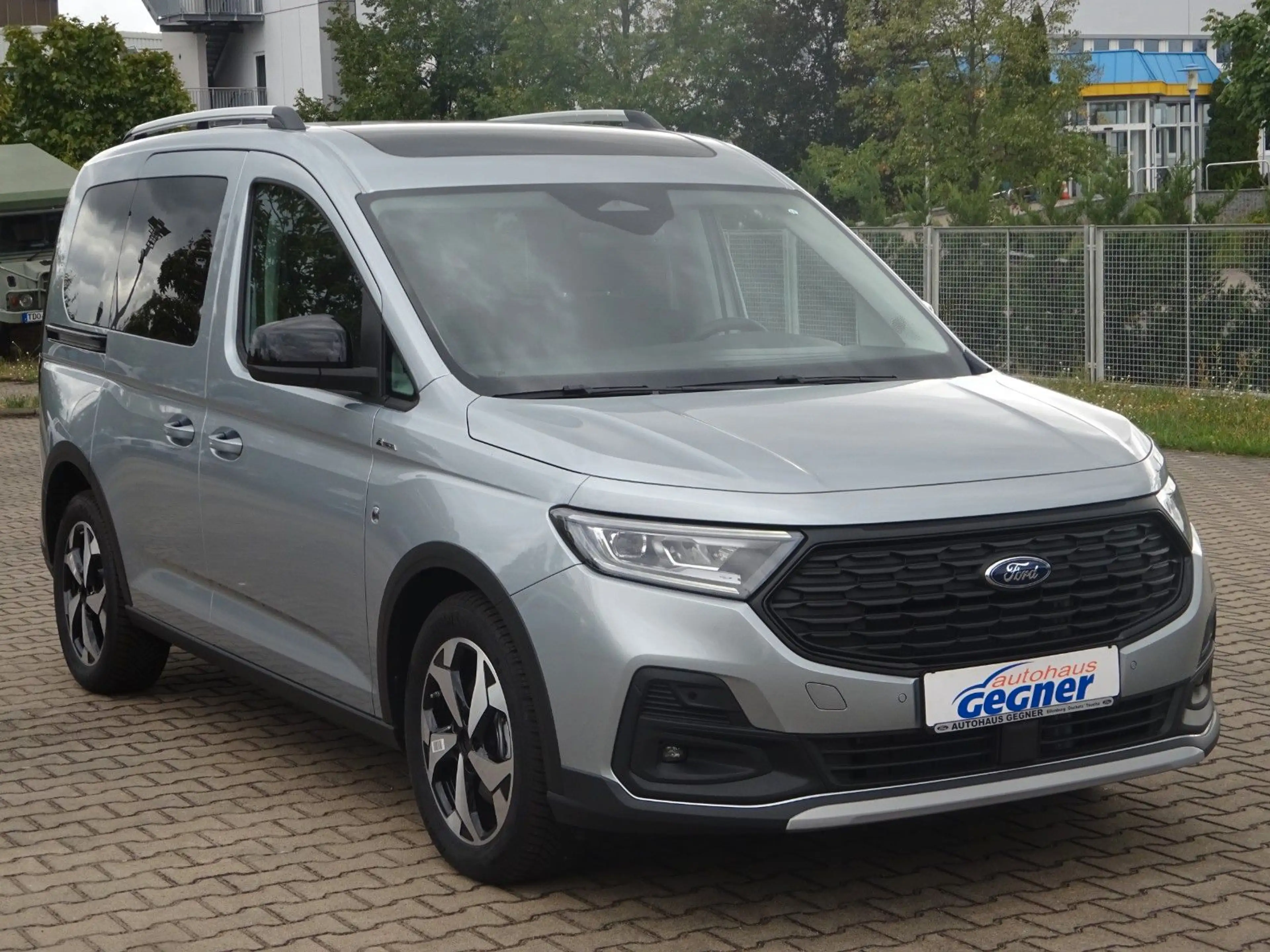Ford Tourneo Connect L1 Active 4x4 Stndhz Navi AGR — photo 12