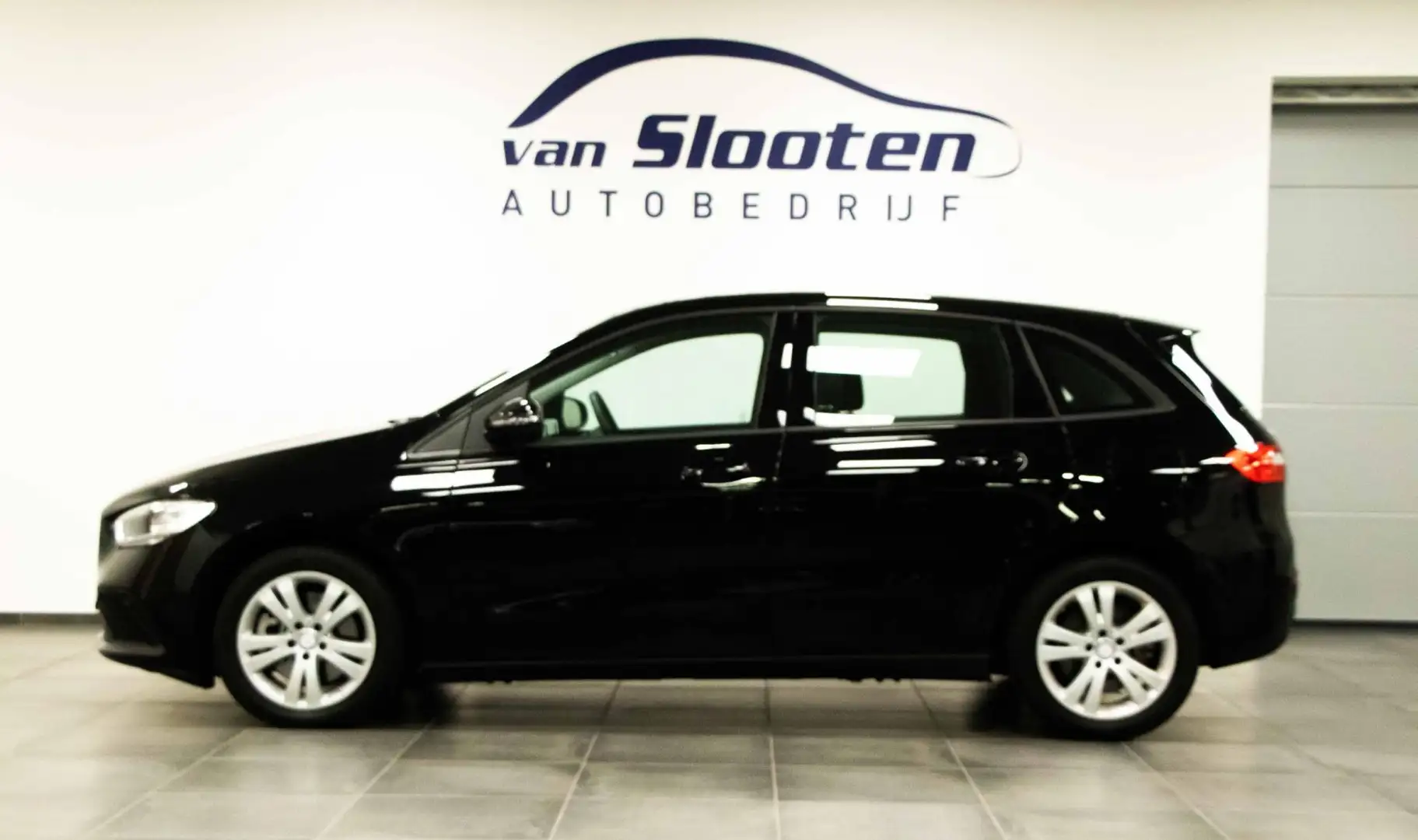 Mercedes-Benz B 250 e Luxury Line| PHEV| Navi| Cruise| weinig Kilomete Schwarz - 2