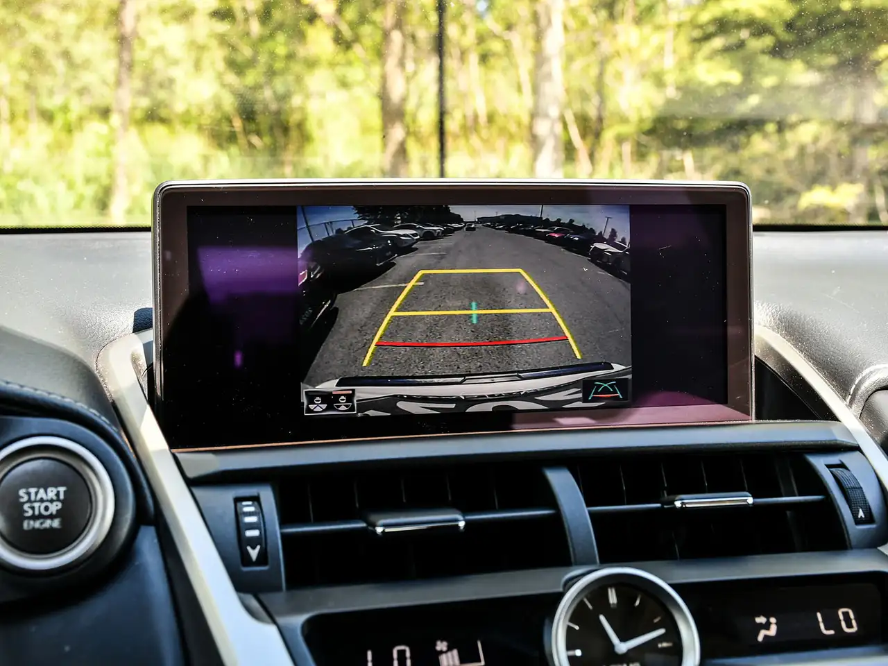 Lexus NX снимка Lexus NX