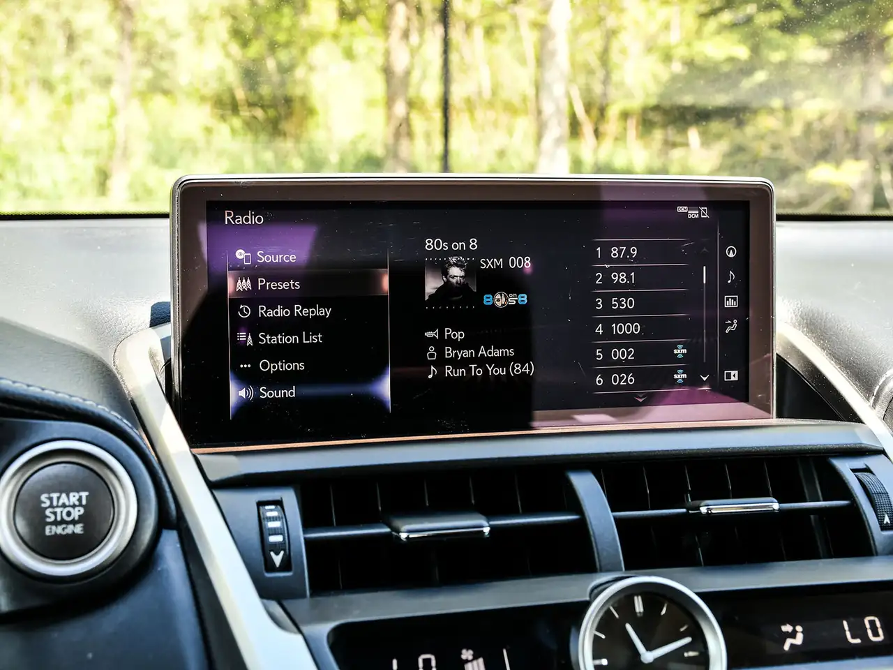 Lexus NX снимка Lexus NX