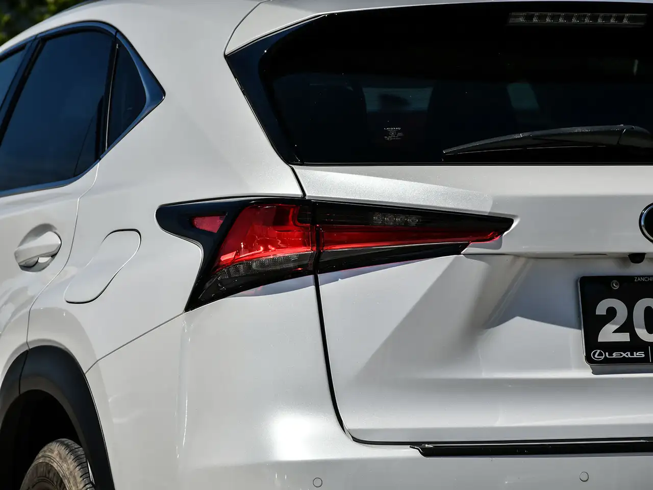 Lexus NX снимка Lexus NX