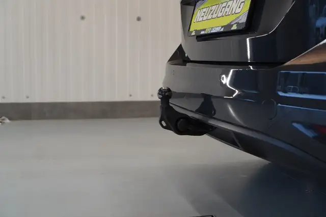 Volkswagen Touran view 13