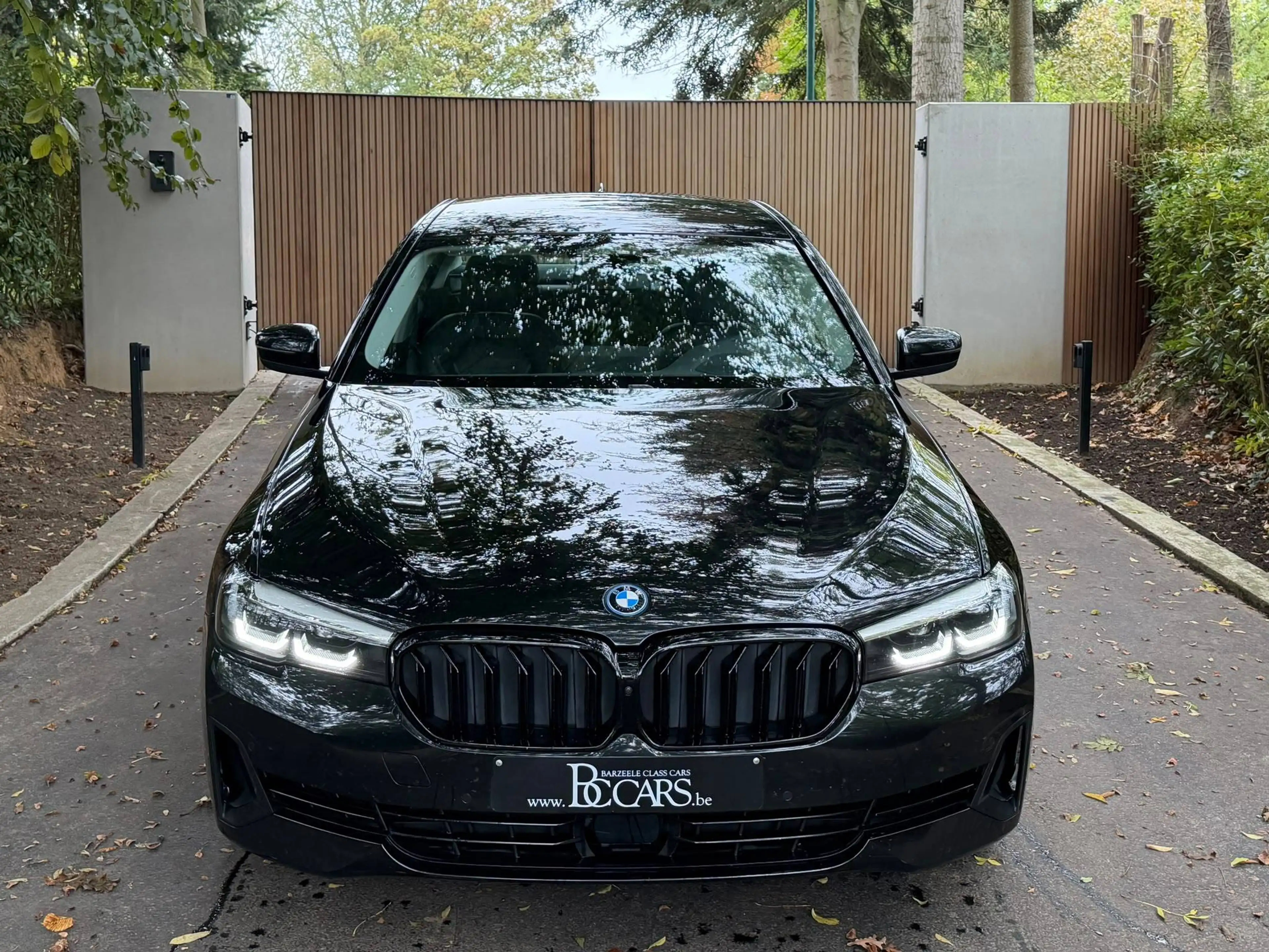 BMW 530 530eXA Led-ACC-Head Up-Cockpit Pro-Comfort Zetels-Cam-20" — photo 2