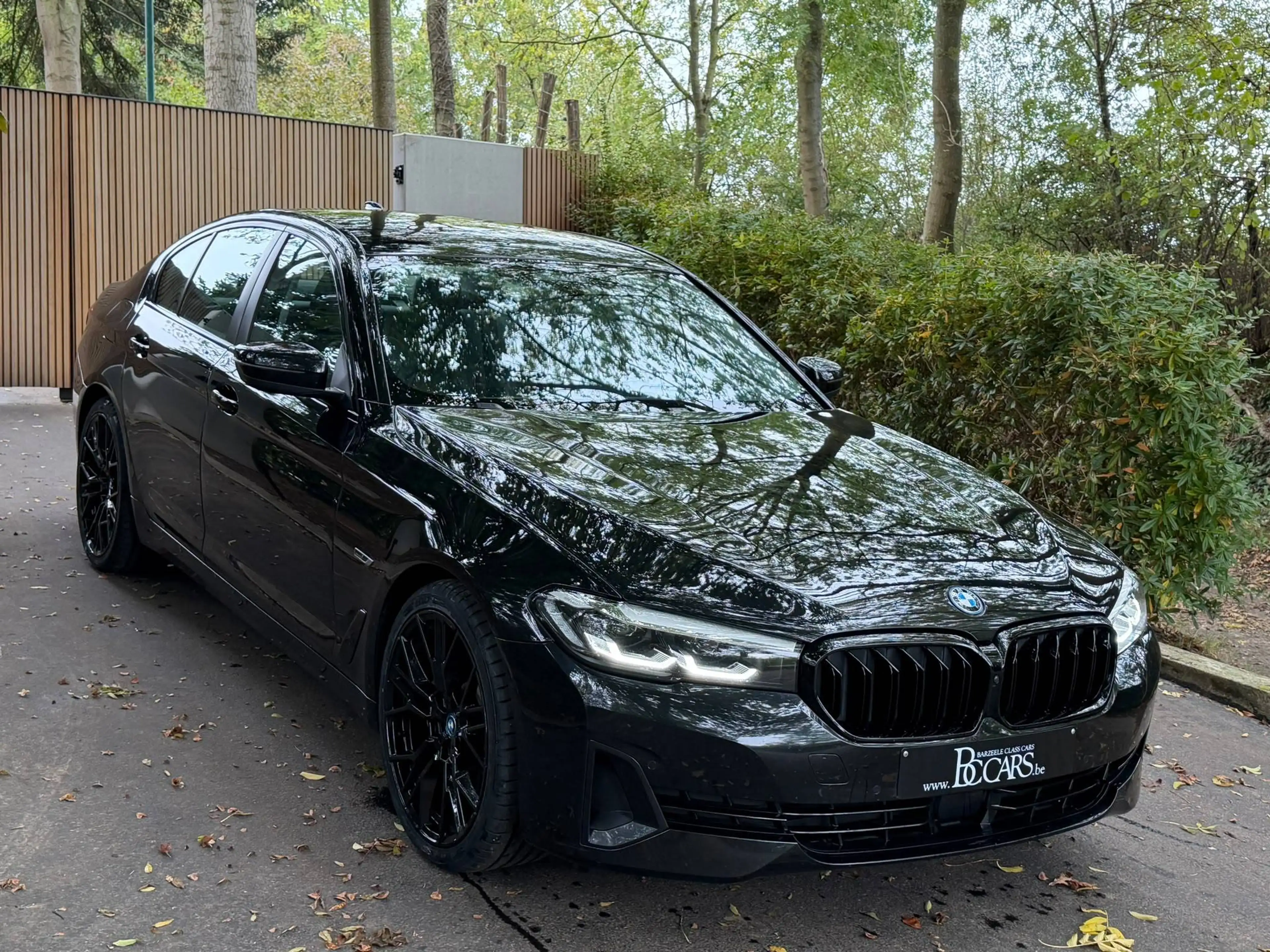 BMW 530 530eXA Led-ACC-Head Up-Cockpit Pro-Comfort Zetels-Cam-20"