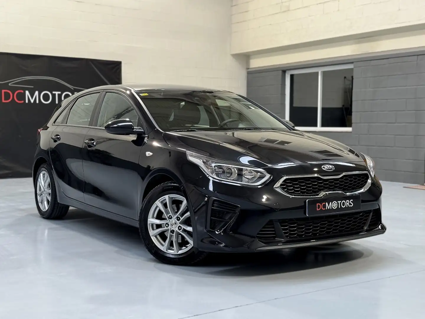 Kia Ceed / cee'd 1.0 T-GDI Eco-Dynamics Concept 120 Zwart - 2