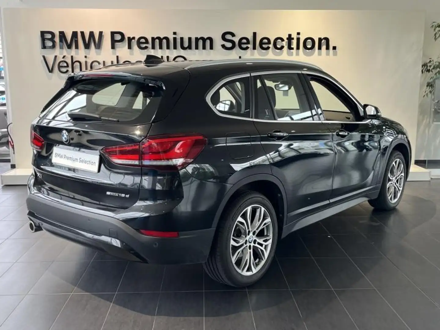 BMW X1 sDrive16dA 116ch Business Design DKG7 Noir - 2