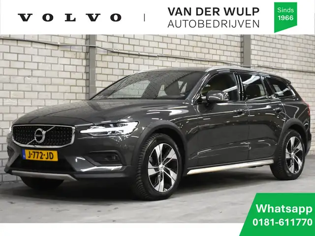 Volvo V60 Cross Country T5 250PK AWD Cross Country | Trekhaak | Harman Kar