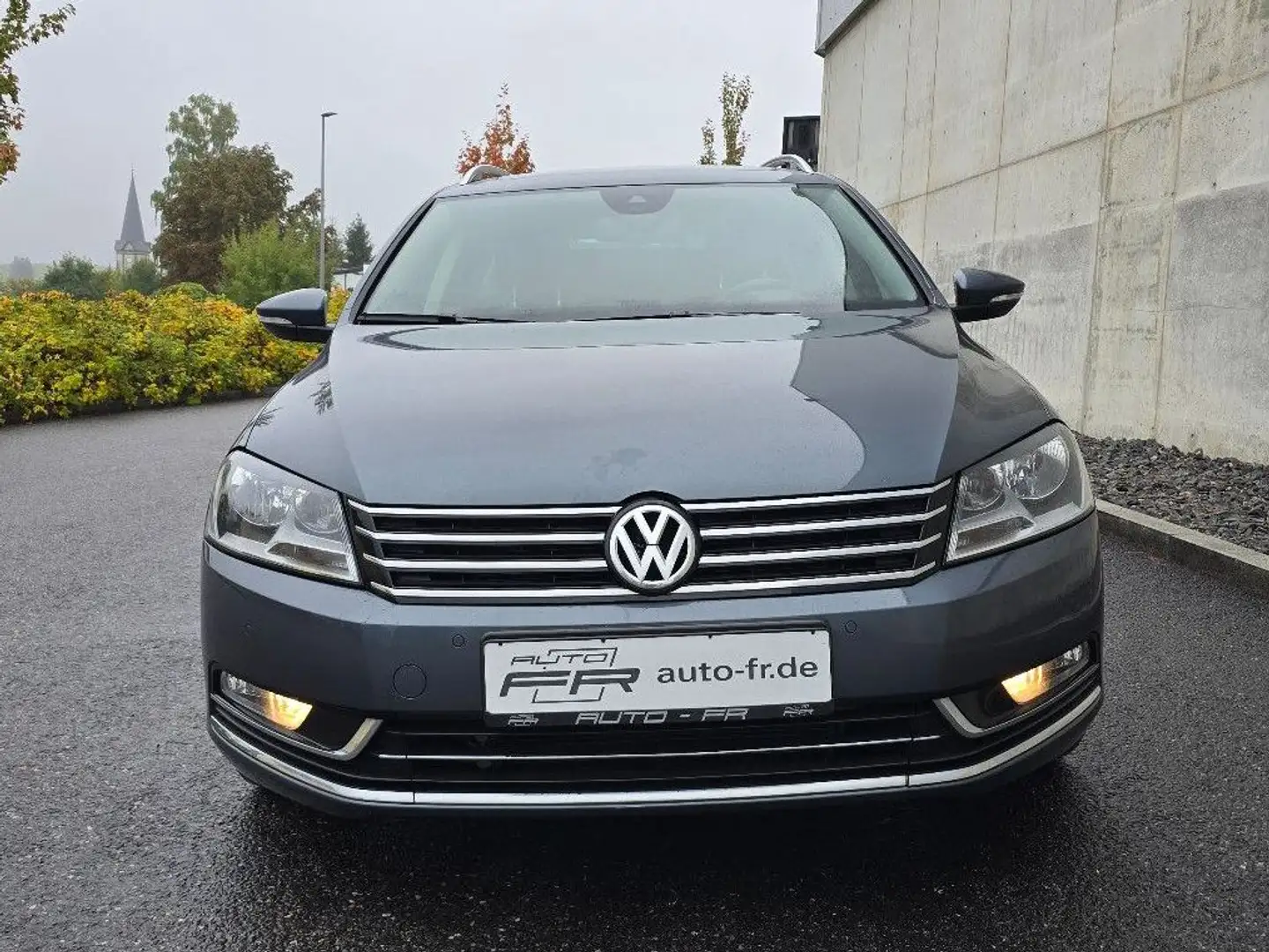 Volkswagen Passat Variant Highline 2.0 TDI 177 PS Pano AHK Gris - 2