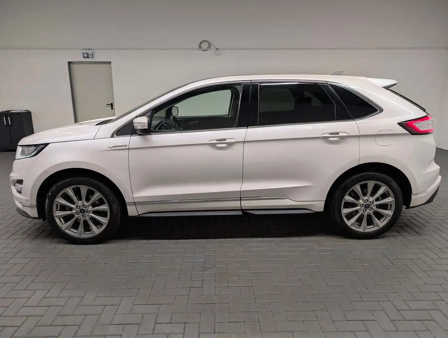 Ford Edge Vignale 4WD LED/Carplay/Pano/Leder/Kam/AHK Weiß - 2