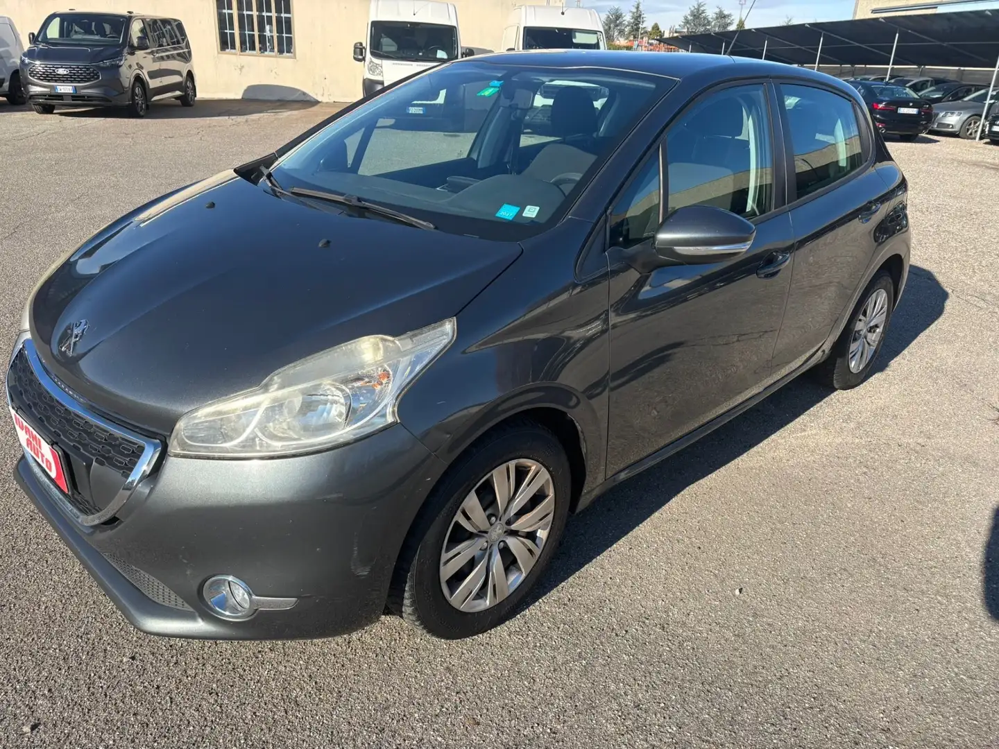 Peugeot 208 PureTech 82 5 porte Active Grigio - 1