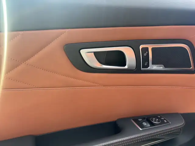 Mercedes-Benz Amg GT view 10