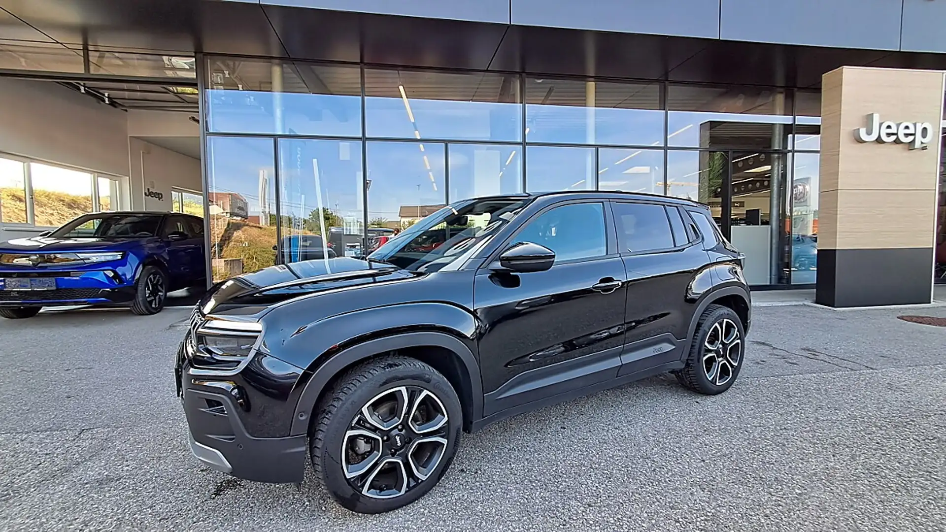 Jeep Avenger BEV 54kWh Summit Schwarz - 2