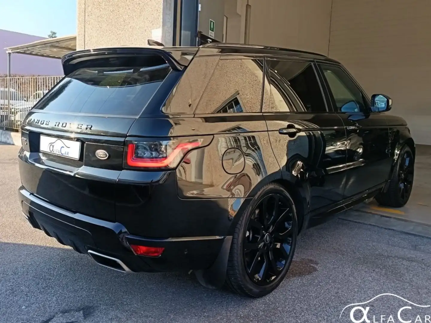 Land Rover Range Rover Sport 3.0D l6 300 CV HSE Dynamic Nero - 2